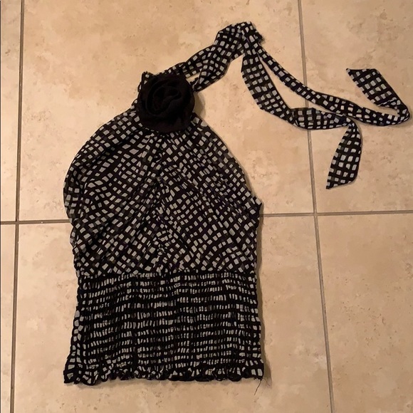 Halter top - Picture 1 of 1